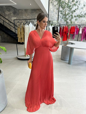 Vestido Amélie Plissé – Sofisticação em Movimento com Decote que Encanta FEMININO - ROUPAS - VESTIDO 6 Dm Stores Rosé 38 